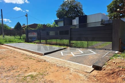 Vendo Casa en Capiata zona centrica - JC