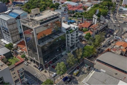 Oficina Premium en Venta en Sky Center: ¡La Inversión Perfecta para su Negocio!