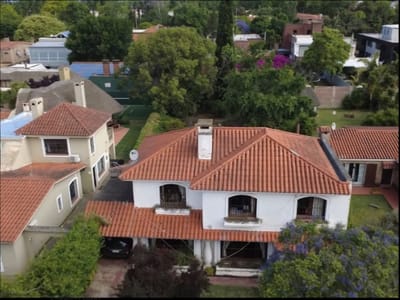 Venta| Casa 4 dormitorios 3 baños en Carrasco