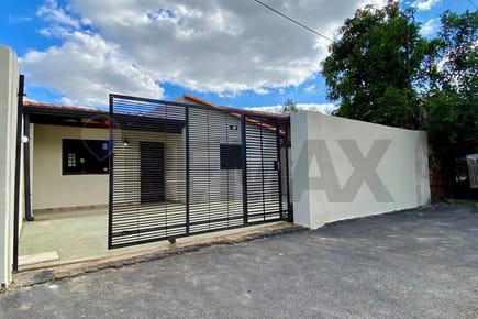 EN VENTA CASA BARRIO ISLA AVEIRO, LIMPIO JC
