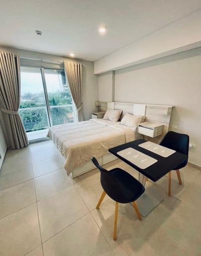 EN ALQUILER  Departamento Monoambiente Amoblado – Ycuá Satí