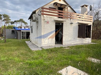 Venta Casa 2 Dormitorios en La Paloma! 2 Plantas - Amueblada. Terreno Amplio y Barbacoa!