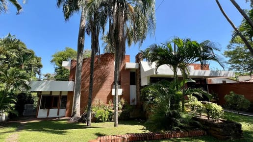 Residencia Exclusiva en Barrio Felicidad
