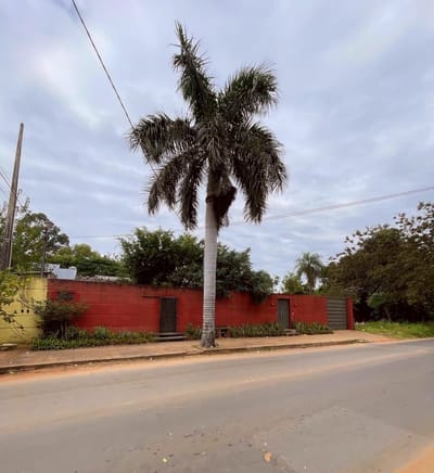 Vendo casa en barrio América - Luque