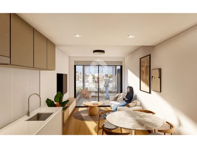 Venta Apartamento Penthouse al frente 2 Dormitorios, 2 Terrazas  y Parrillero en Cordón