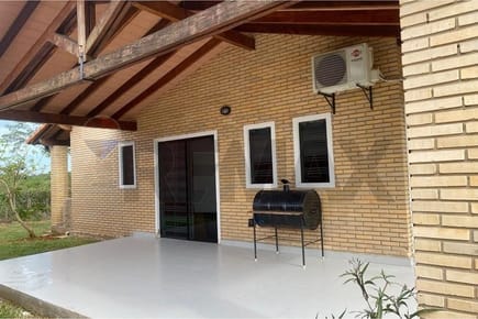 ALQUILO CASA AMOBLADA Y EQUIPADA EN AREGUÁ   J.A.