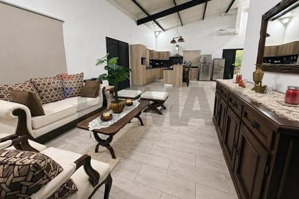 RESIDENCIA PREMIUM EN ENTORNO NATURAL – CENTRAL