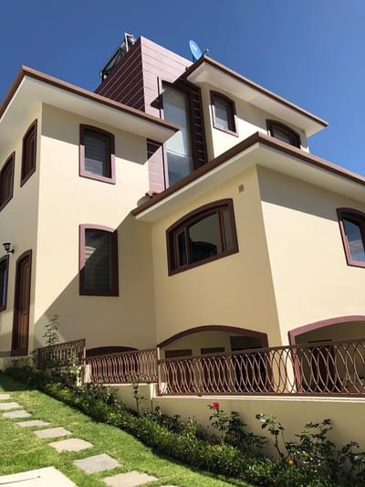 DIPLOMATICOS, CASA ALQUILER