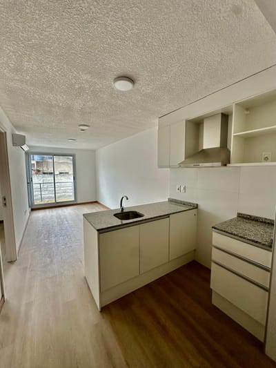 OPORTUNIDAD ¡¡A ESTRENAR, CERCA TRES CRUCES, 1 DORM