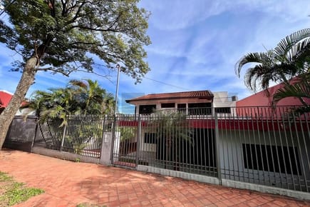 Residencia en Villa Amelia - San Lorenzo