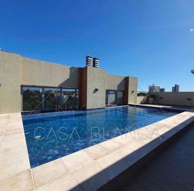 ALQUILO Amplio departamento de 3 habitaciones + hab de servicio con Patio Privado y 2 cocheras