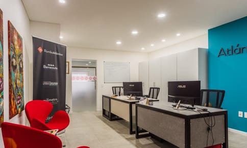 venta local comercial con garaje en tres cruces