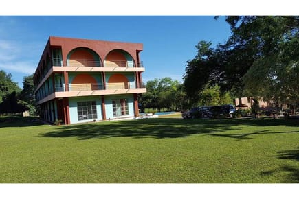 Departamento con servicio de Hotel-Venta-Colle sin nombre, Guazú Virá, Itauguá, Central