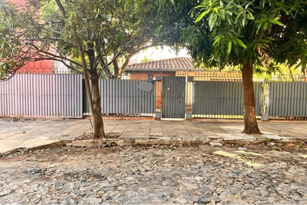 Casa-Venta-480 Sto Silva casi Moisés Bertoni, Herrera, Asunción