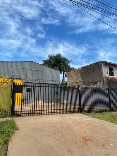 ALQUILO TINGLADO ZONA AVELINO MARTÍNEZ‼️