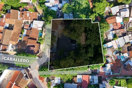 TERRENO CON VISTA A LA COSTANERA DE ASUNCIÓN