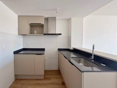 Alquiler Moderno Monoambiente Con Balcón En La Blanqueada