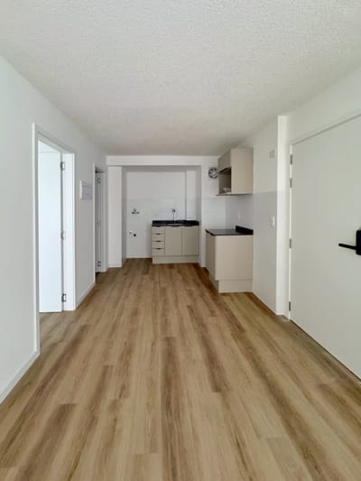 Alquiler 1 Dormitorio Con Balcón En La Blanqueada + Garaje Incluido En El Precio