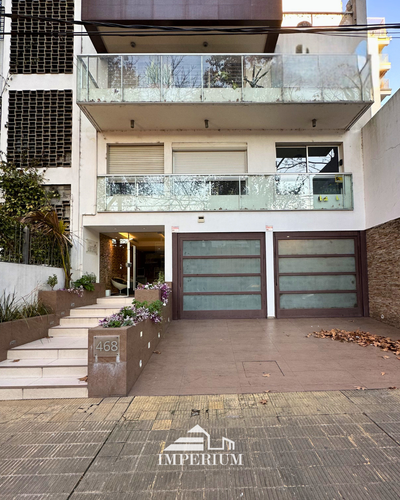 Venta | Apartamento De 3 Dormitorios Y 2 Baños Con Garage En Punta Carretas