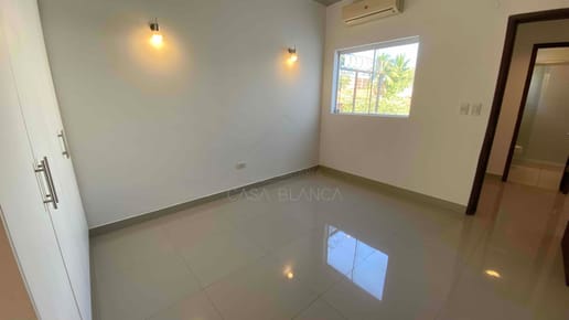 Duplex en condominio a la venta en barrio Villa Aurelia