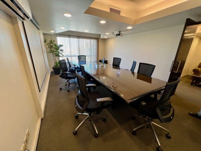 Venta De Espectacular Penthouse En Un Punto Estratégico De Ciudad Vieja