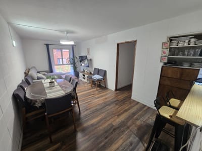 VENTA | Apartamento de 2 dormitorios con entrada vehicular en complejo cerrado