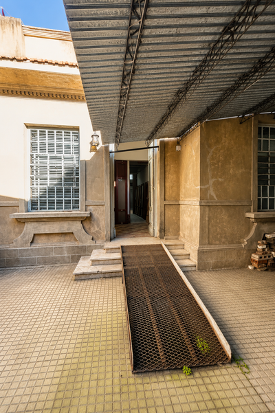 428 m² para empresa o inversión | Depósito con múltiples ambientes y gran potencial