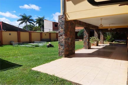 VENDO CASA EN LAMBARE BARRIO KENNEDY