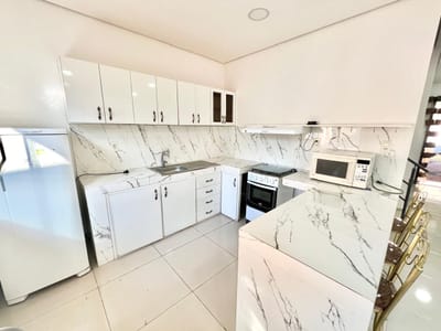 En Alquiler Duplex de 4 Habitaciones en Fernando Norte A314