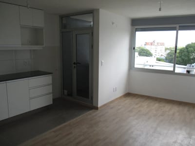ALQUILER Apartamento 1 Dormitorio en la Comercial