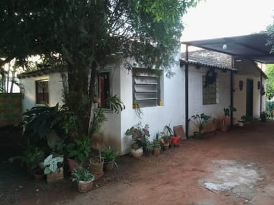 Casa en San Lorenzo zona Luisito Avda Brasil