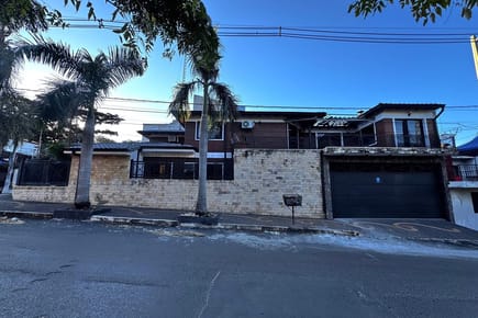 Residencia-Alquiler-ARELLANO E/ ALFEREZ SILVA, Sajonia, Asunción
