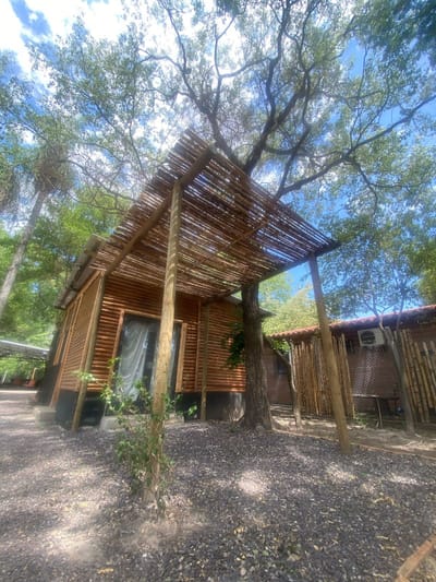 ALQUILO DOS HERMOSAS CABAÑAS AMUEBLADAS ZONA VILLA HAYES!!