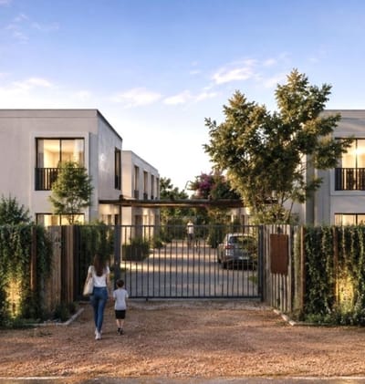 VENTA CASA 3 DORMITORIOS EN COMPLEJO CERRADO PROXIMO A PARQUE MIRAMAR