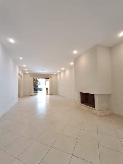 Alquilo Moderna Casa en Exclusivo Barrio Cerrado