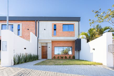 DÚPLEX EN BARRIO CERRADO - PILAR  DEEL NORTE ,LIMPIO