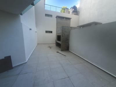DIVINO PATIO CON PARRILLERO, UN DORMITORIO EN GRAN UBICACION