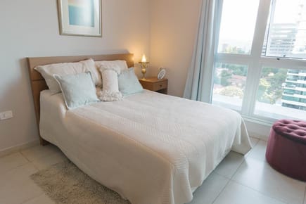 Alquilo hermoso Dpto. en edificio Miranda. 190 m2 Sin muebles
