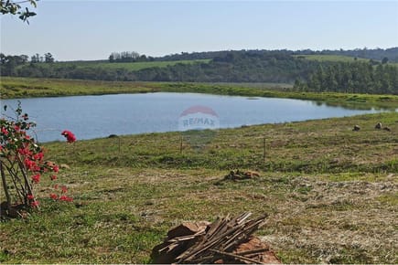 Estancia con laguna y arroyo - Venta - Hohenau, Itapúa