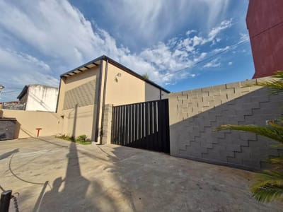 ALQUILO DEPOSITO EN LAMBARE ZONA BARTOLOME DE LAS CASAS