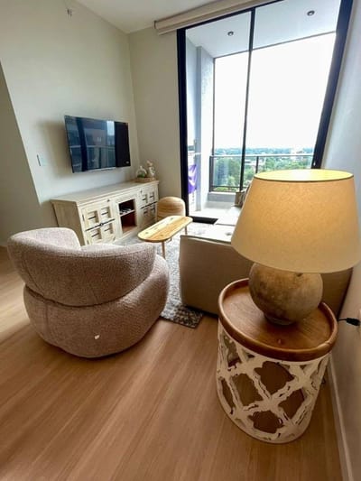 Vendo departamento de 2 dormitorios amoblado con 2 cocheras en Recoleta - Asunción