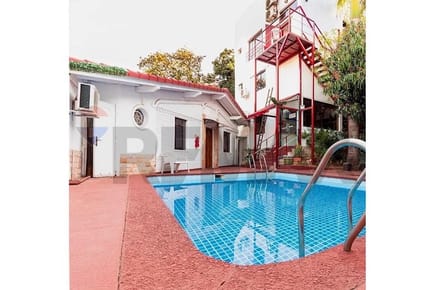 VENDO LOCAL COMERCIAL EN VILLA MORRA