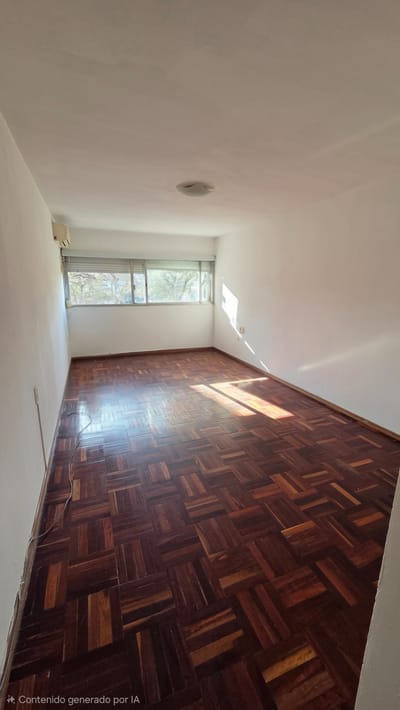 Exclusivo apartamento de 3 dormitorios y 1 baño, el hogar de tus sueños te espera en una ubicación privilegiada sobre calle República Dominicana, a metros de Av. Centenario.