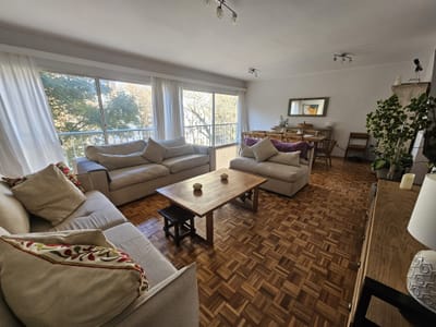 Apartamento En Pocitos 4 Dormitorios 4 Baños, Garaje, Excelente Estado!!!