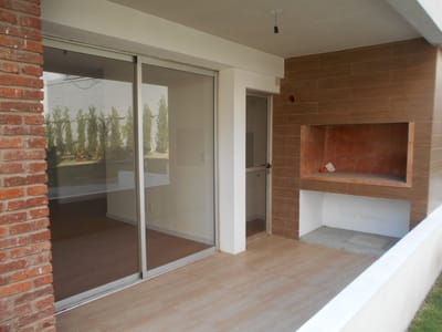 Venta con Renta Apartamento 3 Dormitorios Cochera Y Parrillero En El Prado
