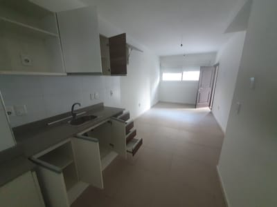 UNA COMODA PB, MUY LINDO EDIFICIO A PRECIO INCREIBLE