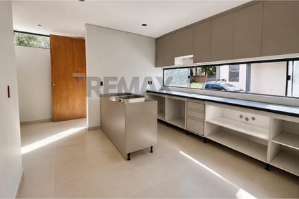 DÚPLEX PREMIUM A ESTRENAR EN LUQUE 1ER BARRIO LUQUE EN VENTA