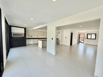 Vendo dúplex a estrenar en barrio Laurelty - Luque