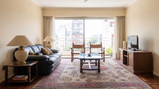 POCITOS PROXIMO AL MAR - ALQUILER APARTAMENTO DE 2 DORMITORIOS TOTALMENTE AMUEBLADO.