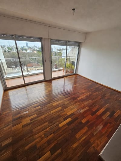 Alquiler apto Parque Rodo, 3 dorm